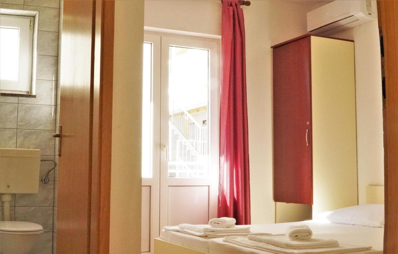 Villa Mily Baska Voda Room photo